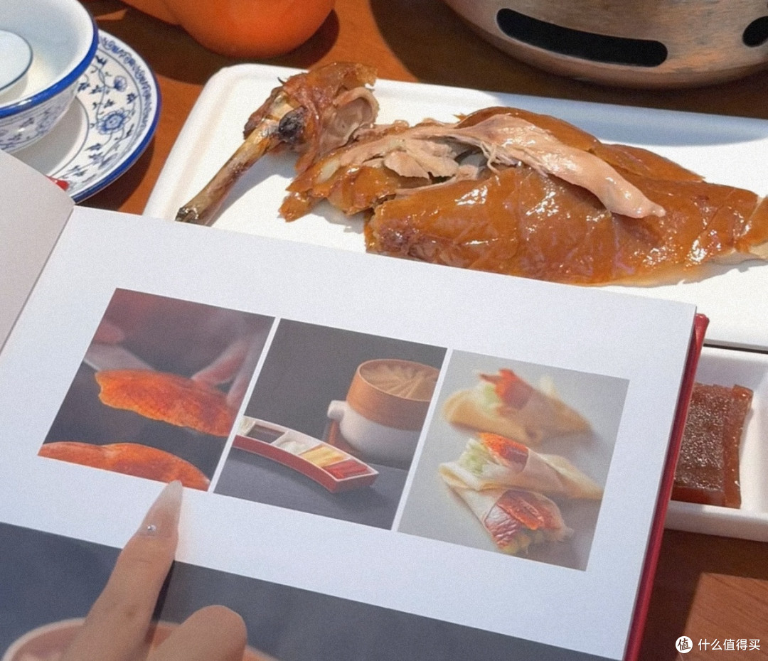 春节必备美食大搜罗,分享你的家乡特色年货。如:北京烤鸭。