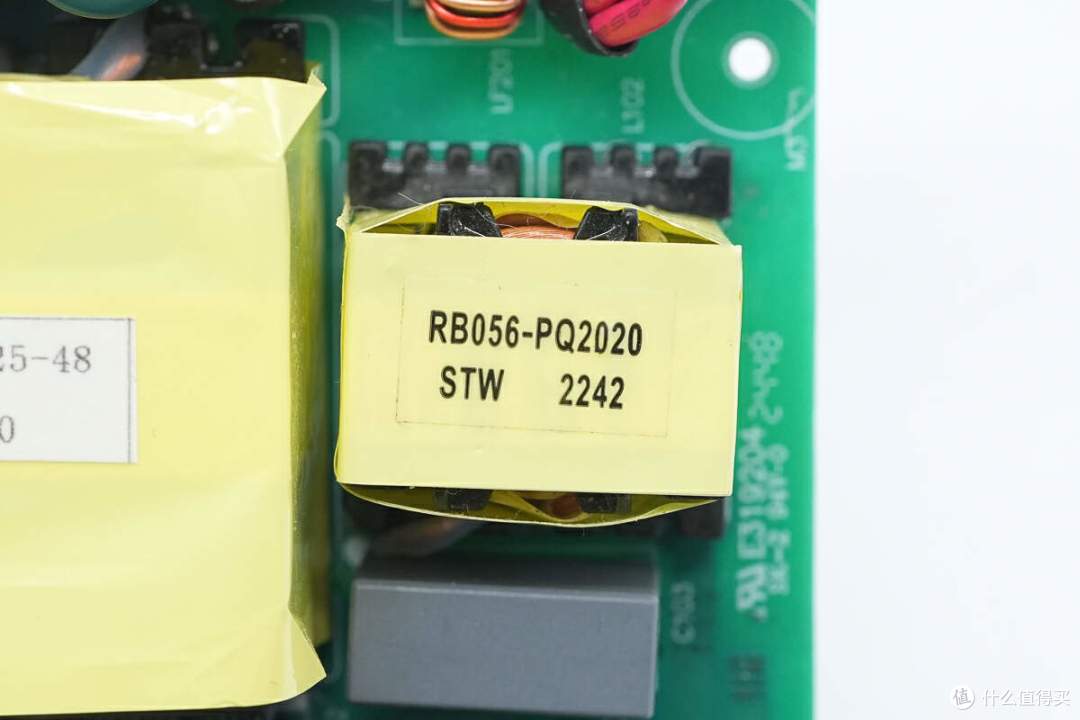 晨旭通科技300W氮化镓电源模块方案解析