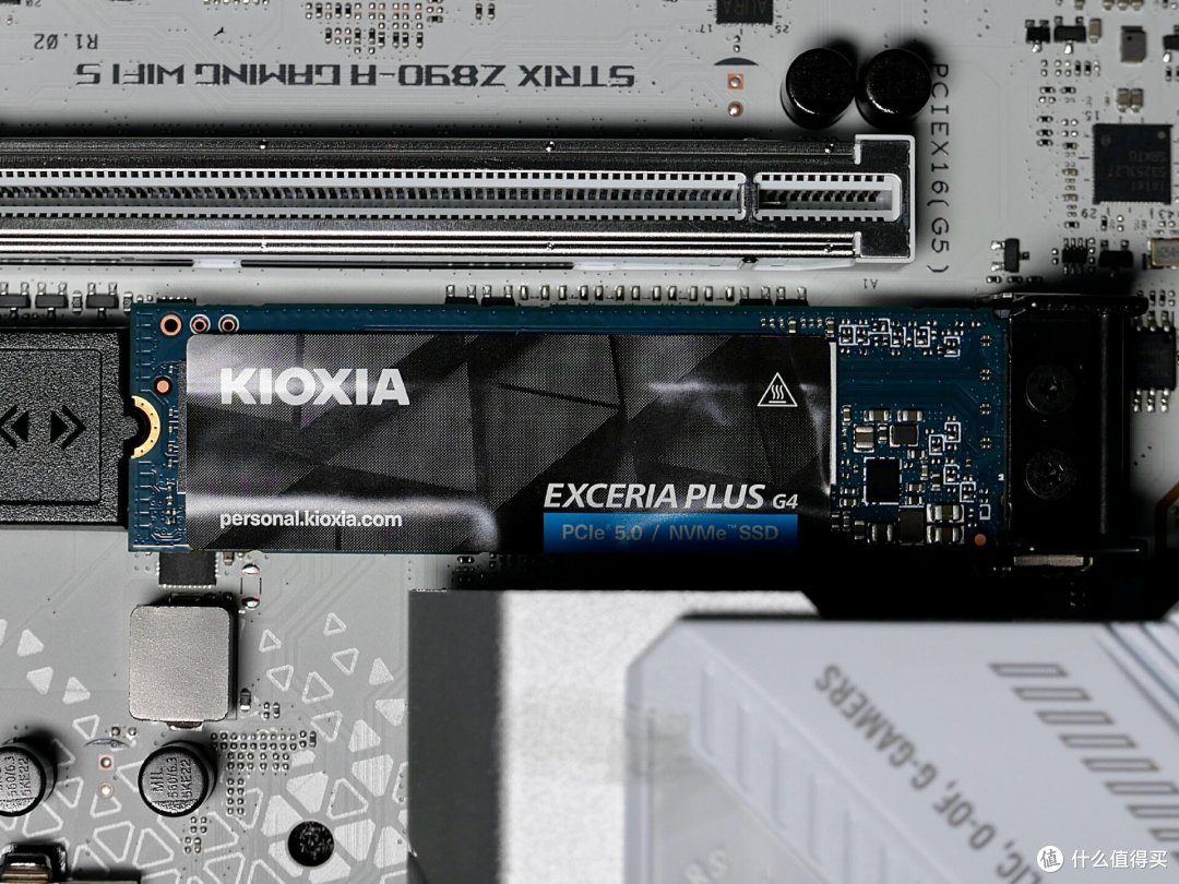 原厂品质保障!铠侠VD10 PCIe 5.0固态硬盘值得买吗?