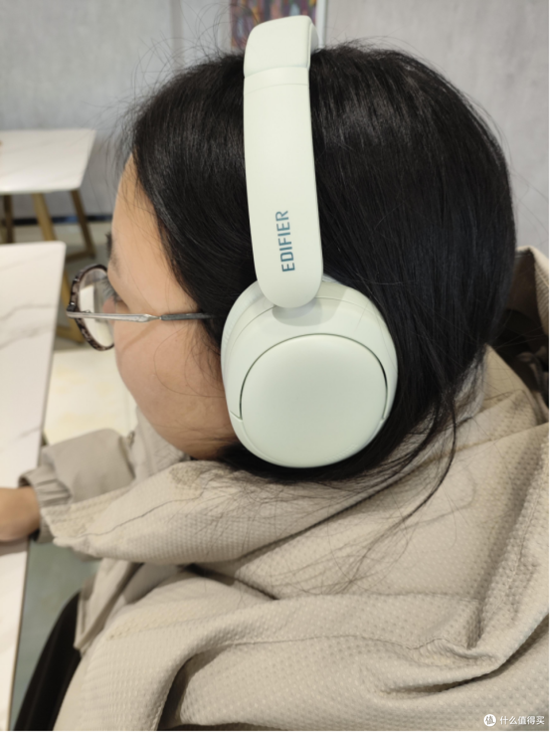 学生党必看!漫步者 W800BT Free,平价高配真香
