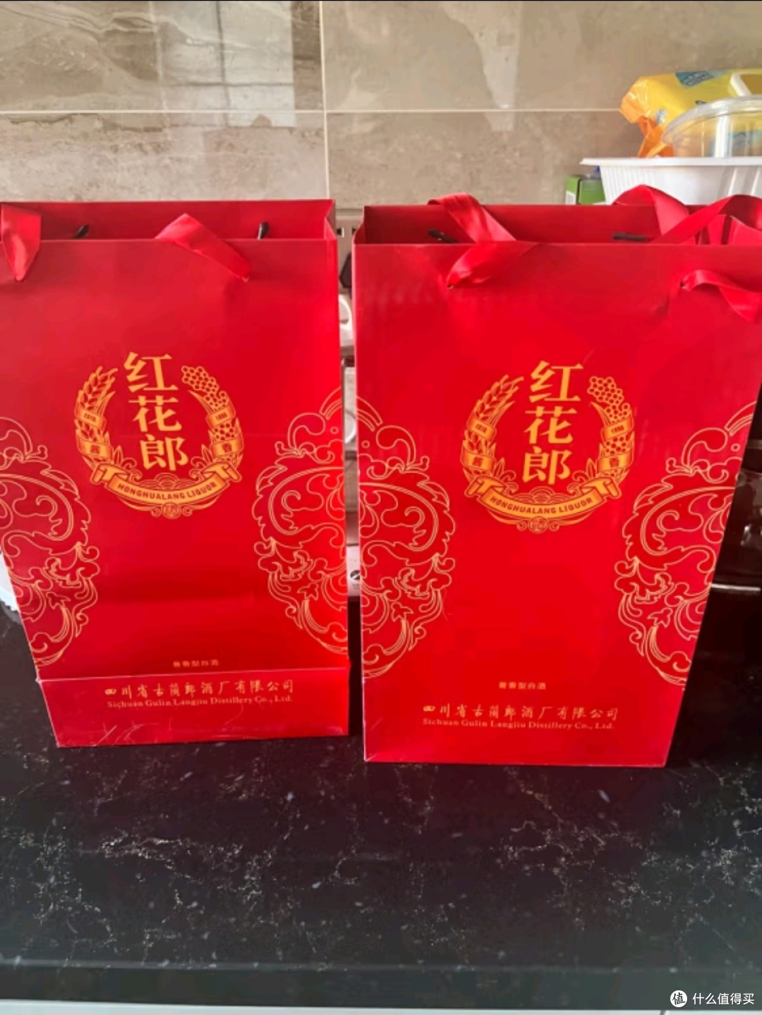 值得买上的年货佳选 — 郎酒红花郎礼盒装