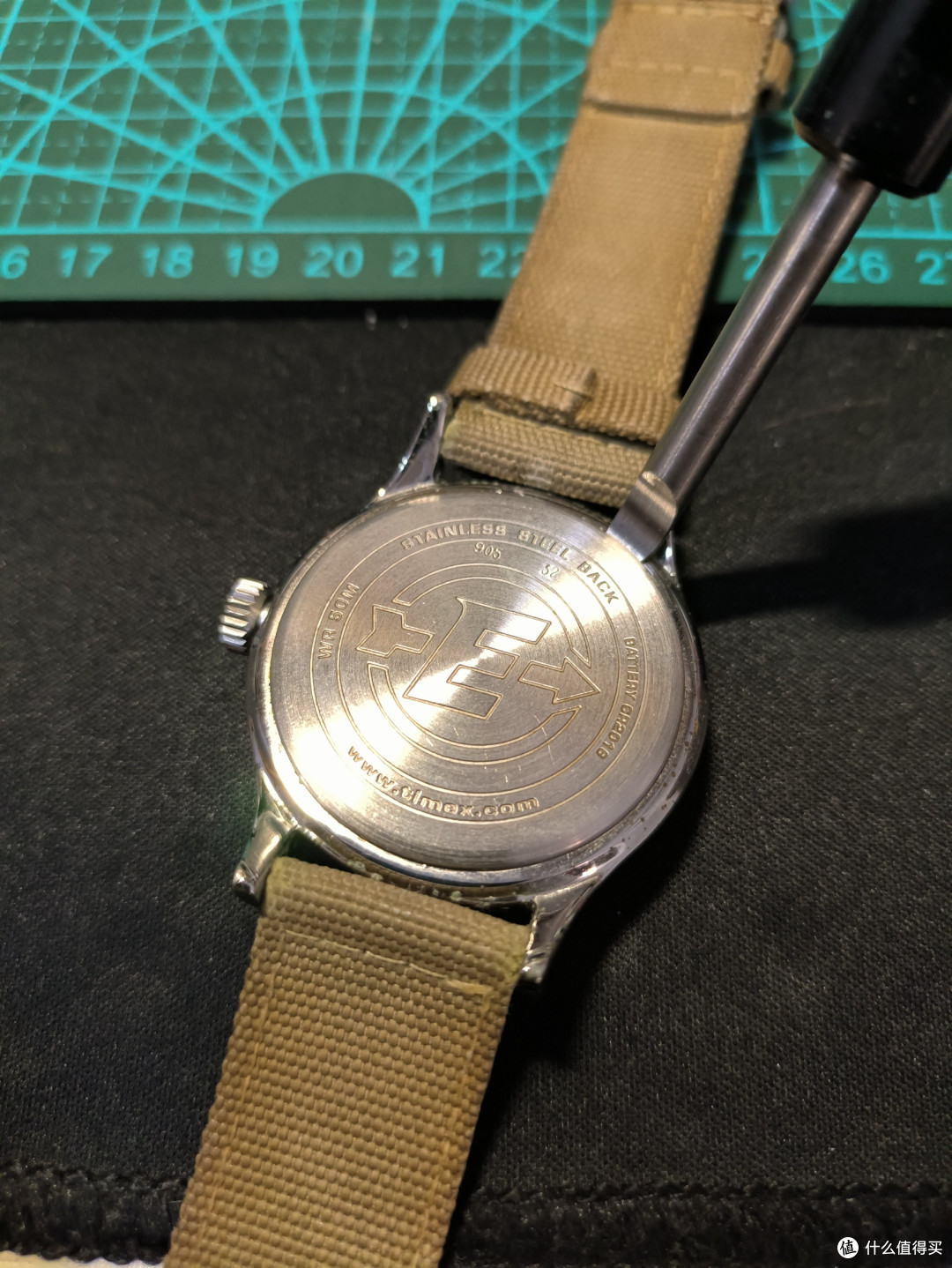 给天美时远征军TIMEX Expedition Scout石英表换电池