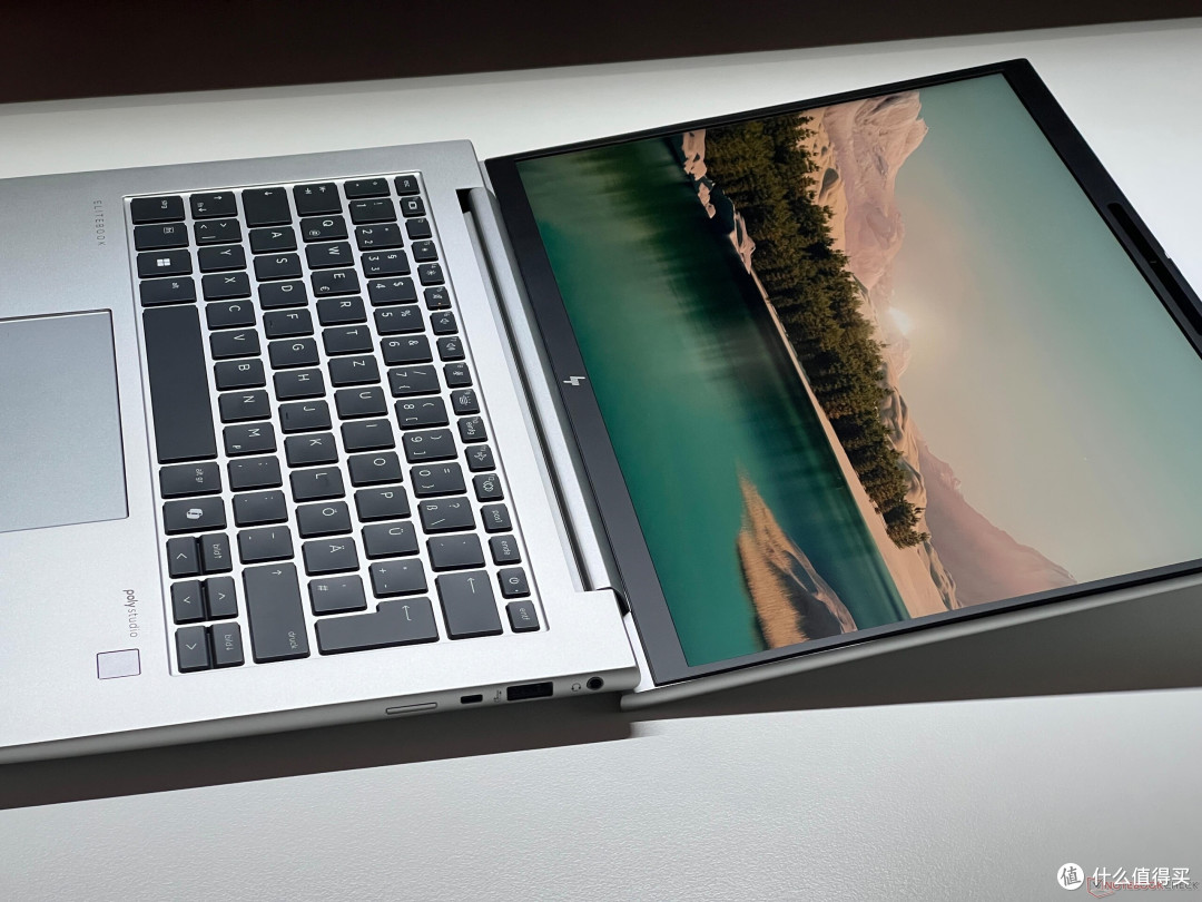 虽无大改,但仍属最佳:HP EliteBook 845 G11评测