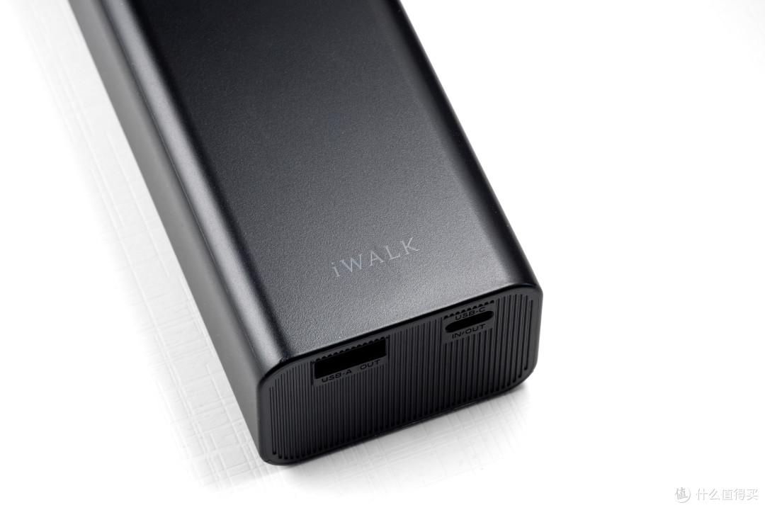 解决移动办公用电难题，iWALK拉拉宝MAX彻底消除续航焦虑