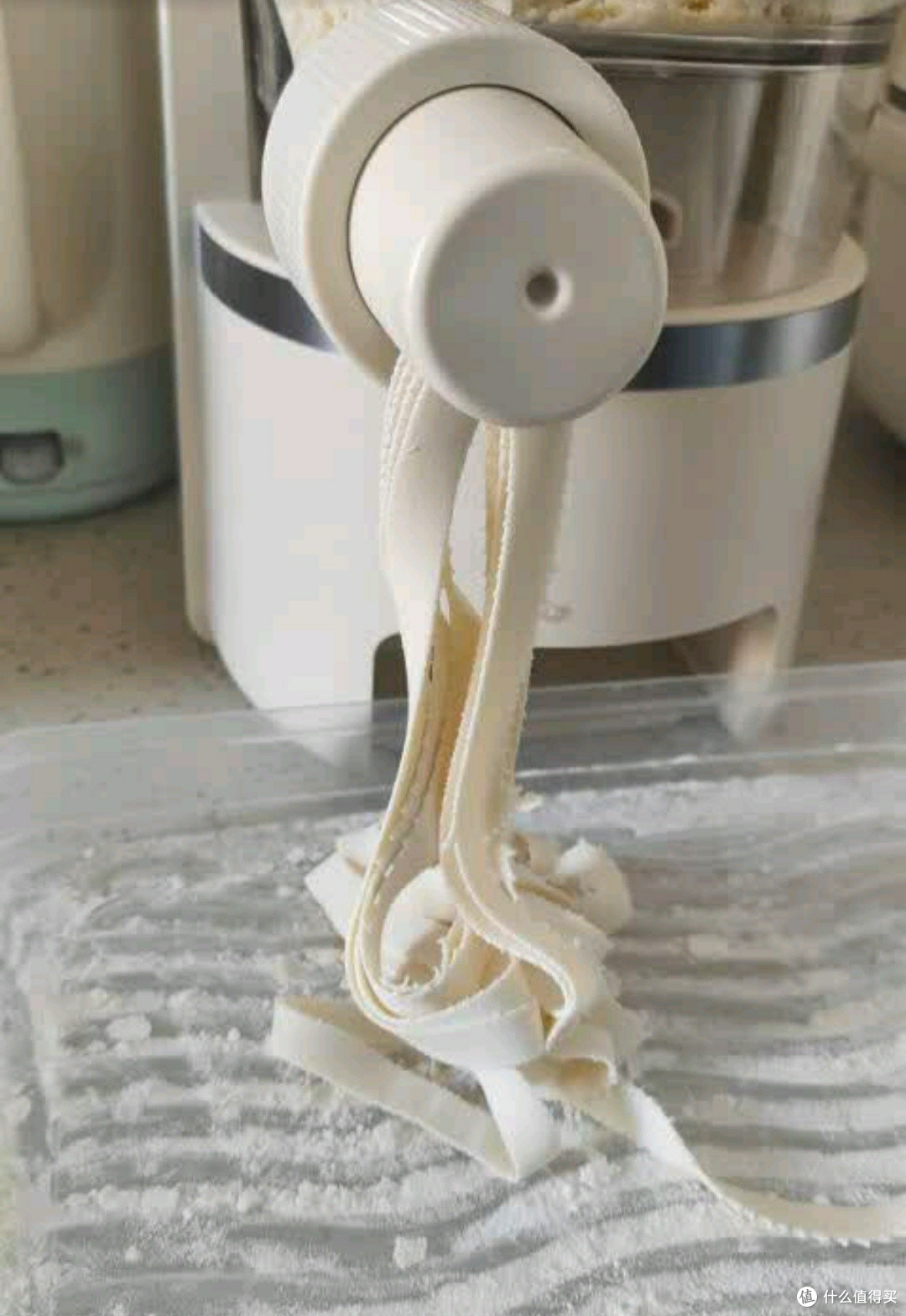 九阳面条机M6-M1：厨房中的高效面食制作大师✓