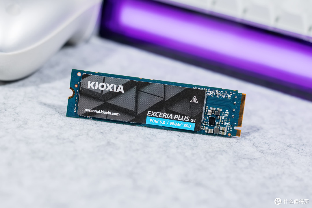 铠侠EXCERIA PLUS G4 PCIe5.0 SSD评测,10GB/s读取,温控卓越