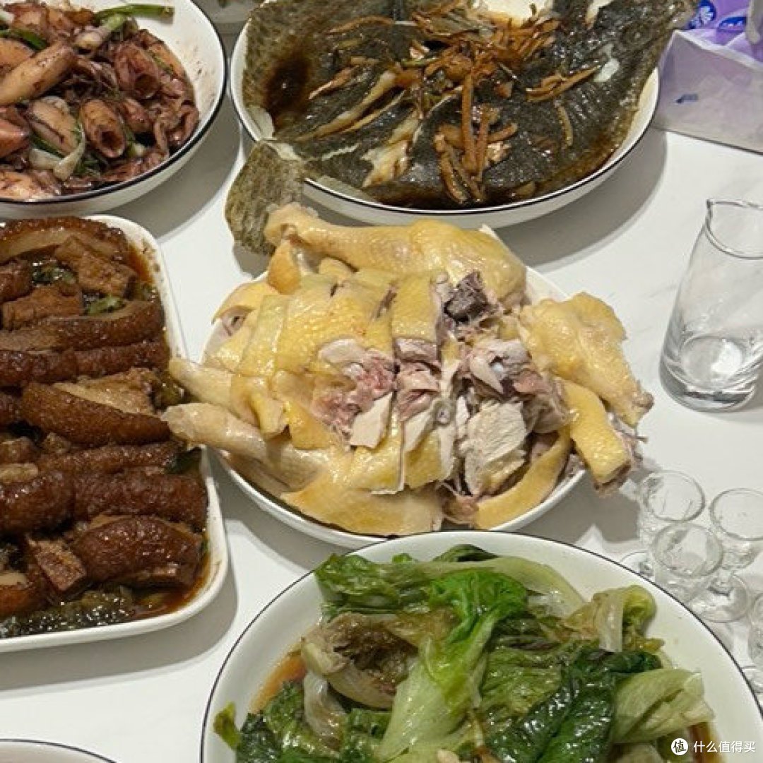 广东人的年夜饭，鲜香味里藏着团圆密码