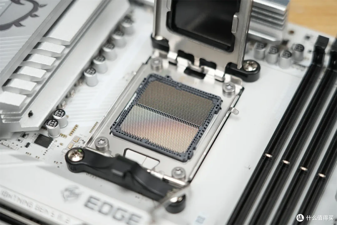 刀锋钛出击,微星MPG B850 EDGE TI WIFI让AMD 9000系进千家万户