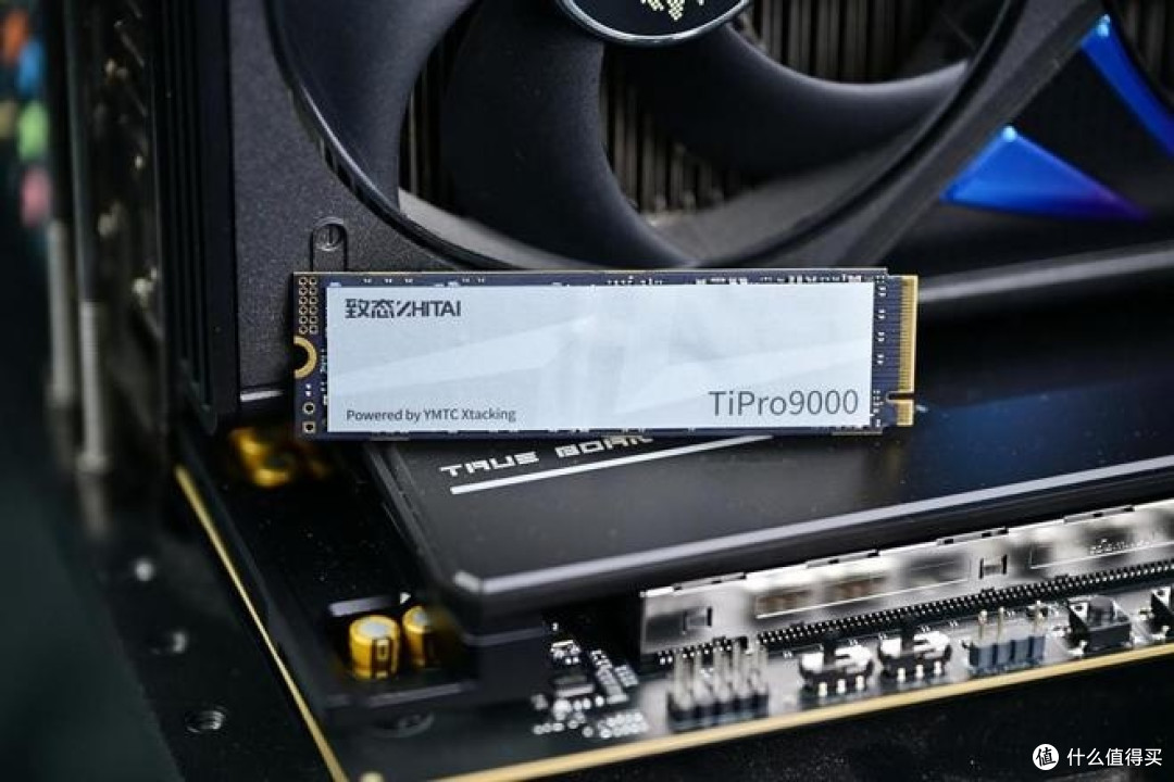 从技术革新看未来趋势：PCIe 5.0对电脑硬件行业的影响与展望