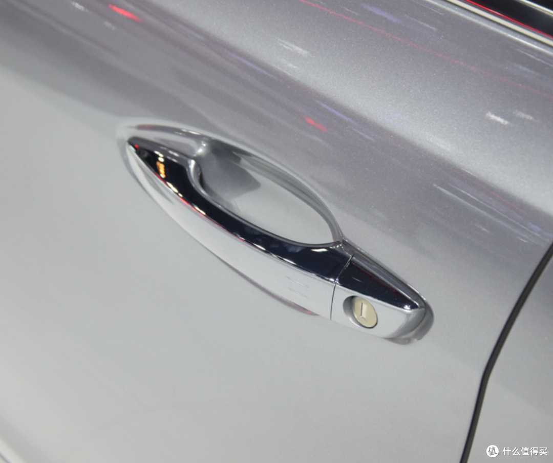 10.57万元紧凑型轿车：标致408