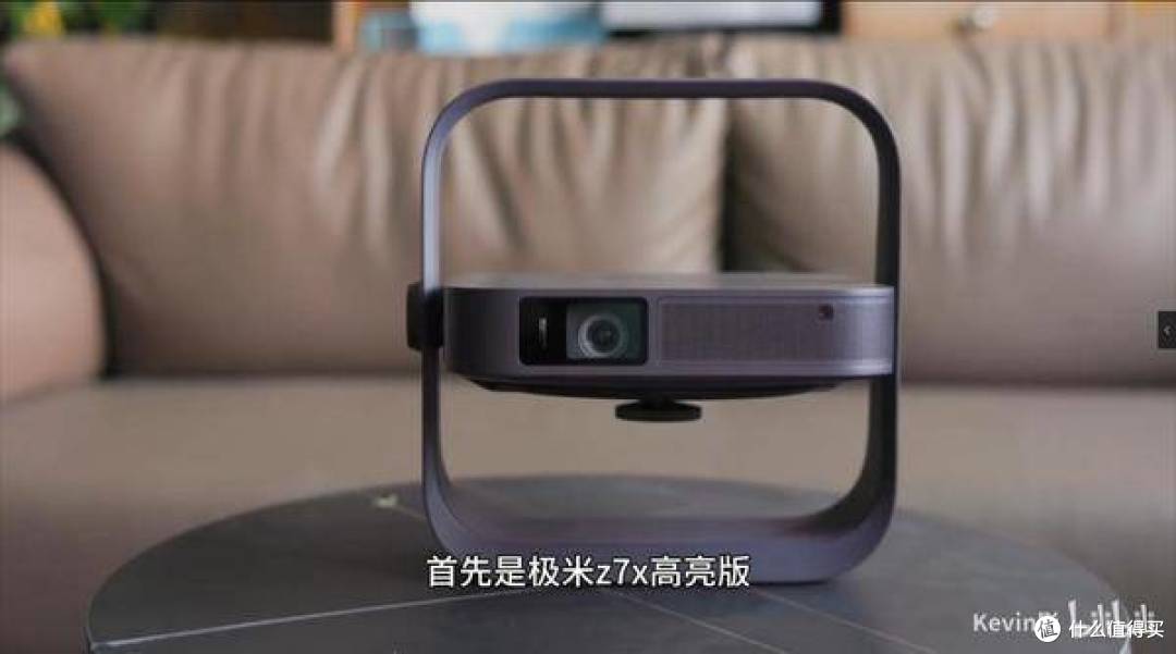 预算3000元左右的卧室投影仪推荐，2025年哪款最值得入手？