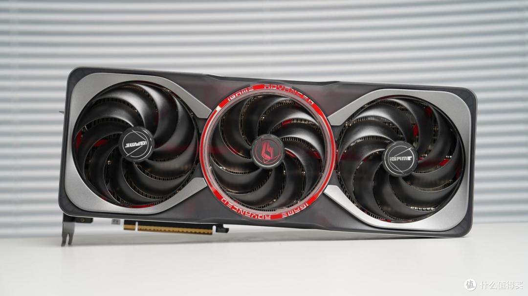 技嘉Z890冰雕主板+RTX 5090D显卡，测DLSS4性能：大力水手很猛