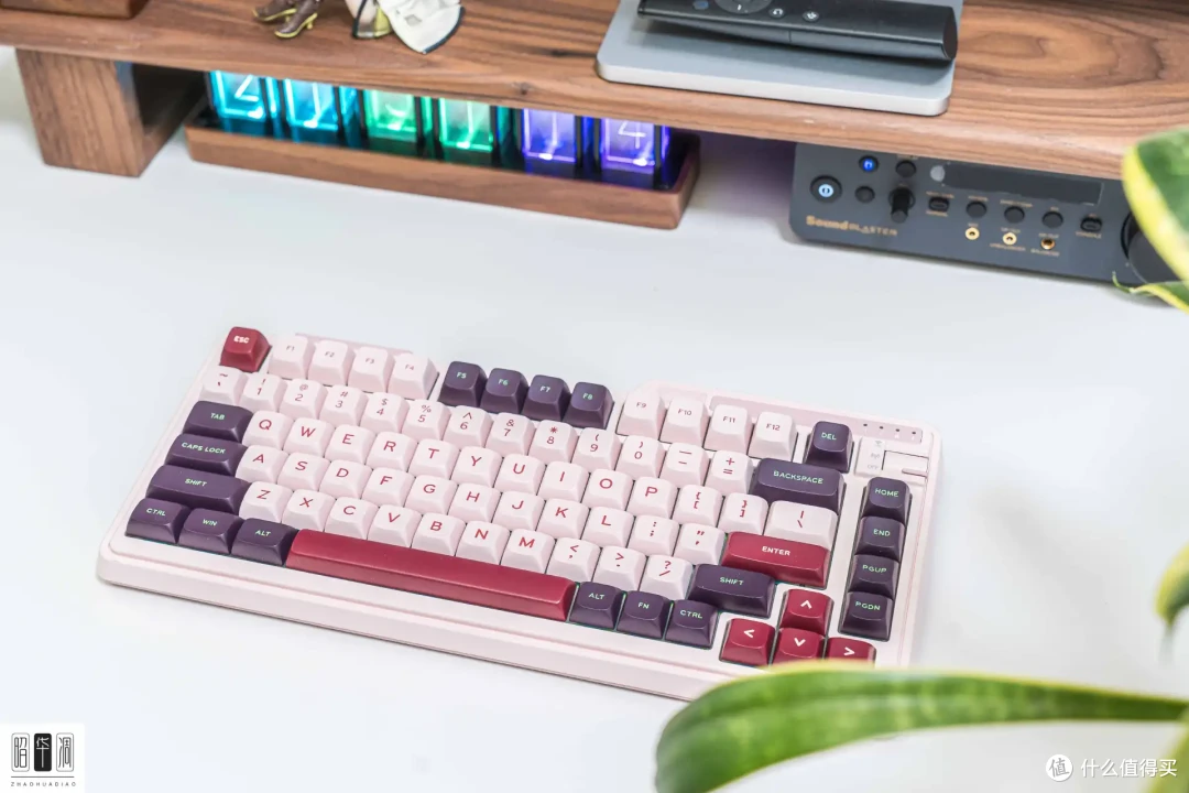 性价比与颜值的完美邂逅|珂芝K75Lite机械键盘