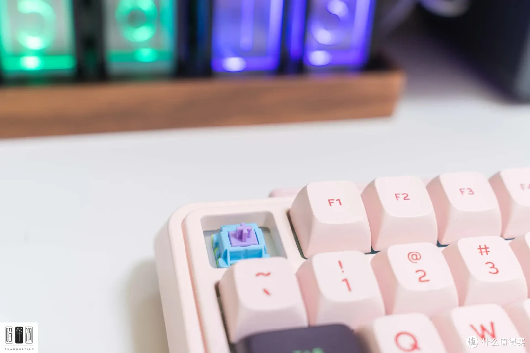 性价比与颜值的完美邂逅|珂芝K75Lite机械键盘
