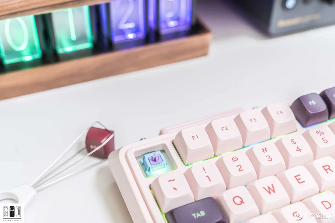 性价比与颜值的完美邂逅|珂芝K75Lite机械键盘
