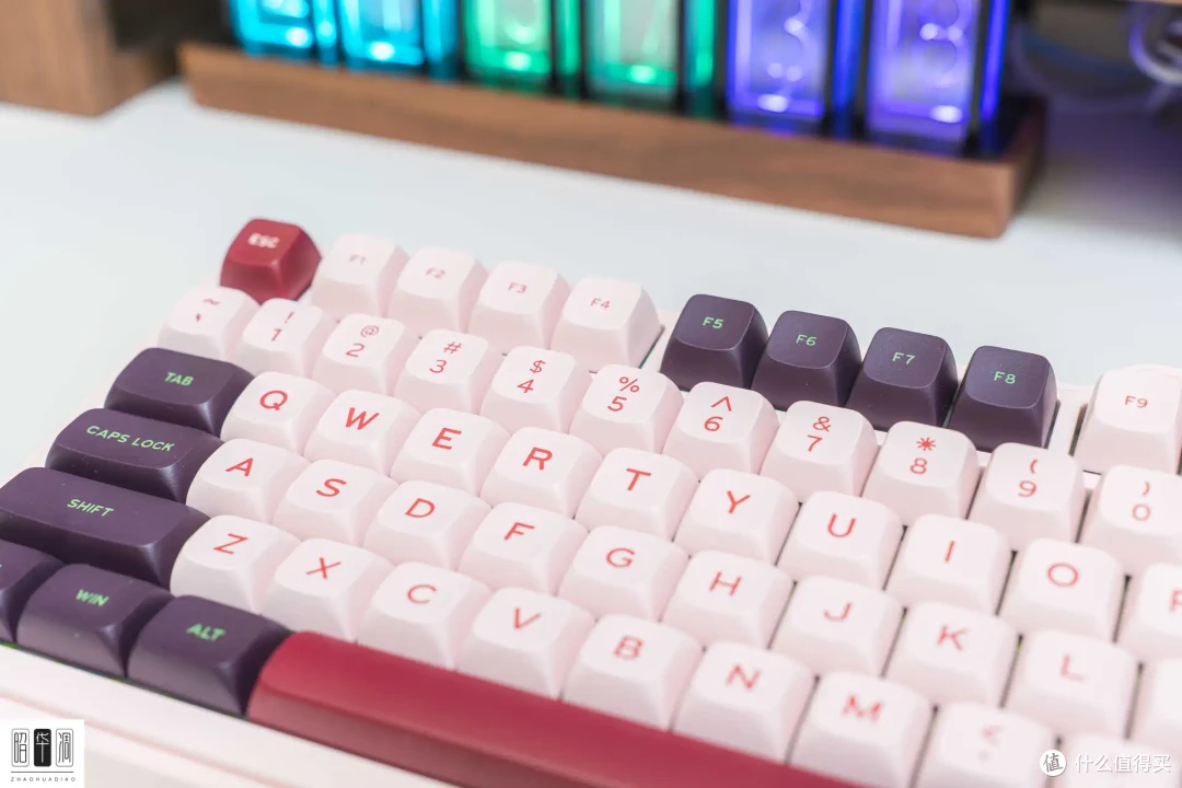 性价比与颜值的完美邂逅|珂芝K75Lite机械键盘
