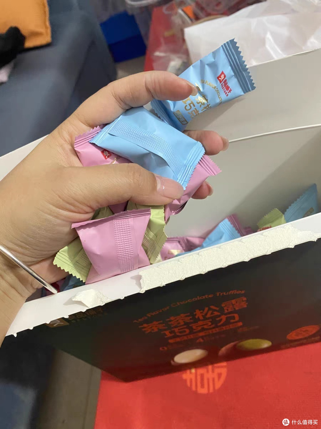 良品铺子松露巧克力，年货节的甜蜜“天花板”