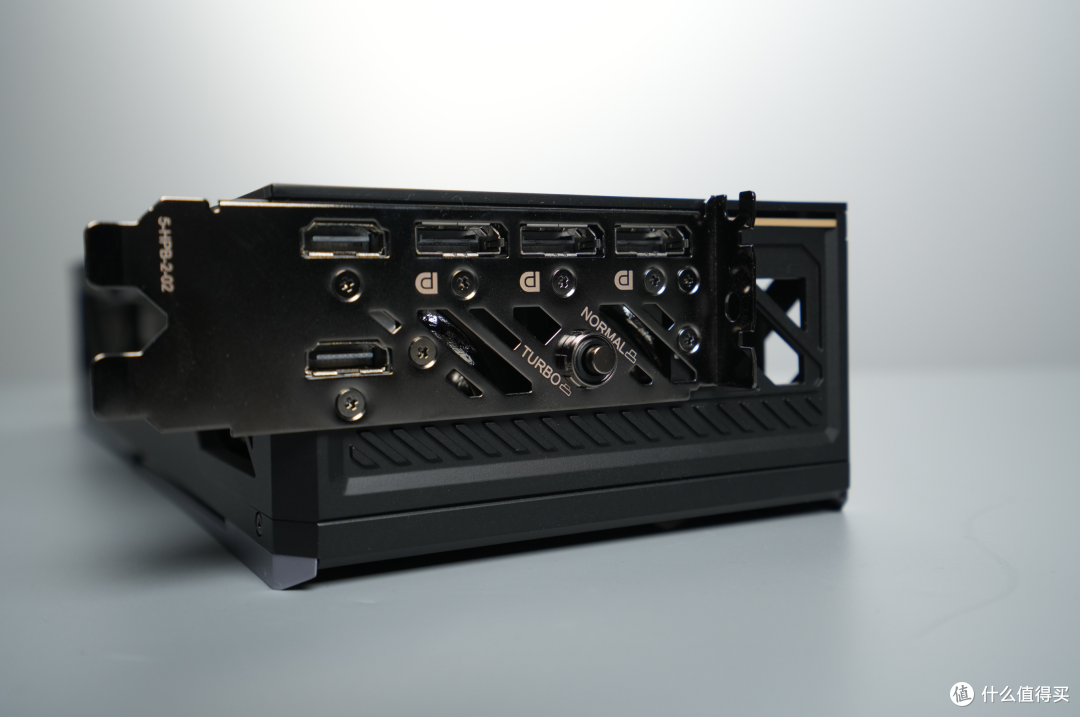 DLSS 4画质帧数双升级,iGame RTX 5080 火神OC开箱实测