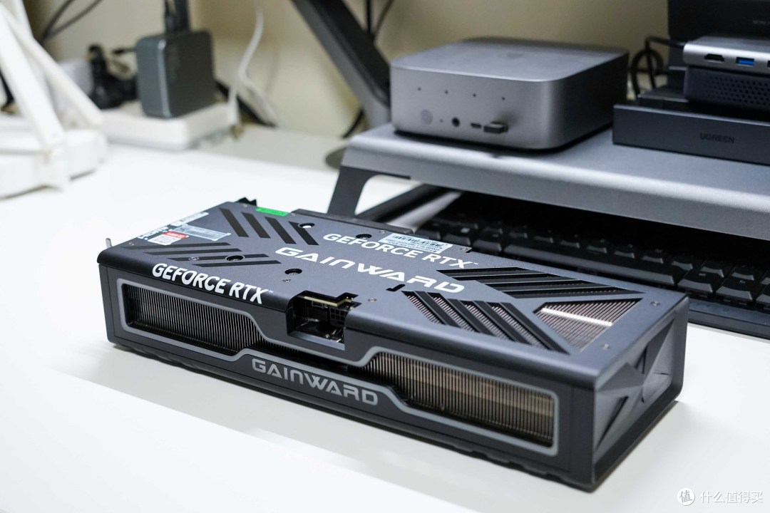 划时代DLSS技术加成丨首发耕升RTX5080炫光OC显卡拆解超频测试