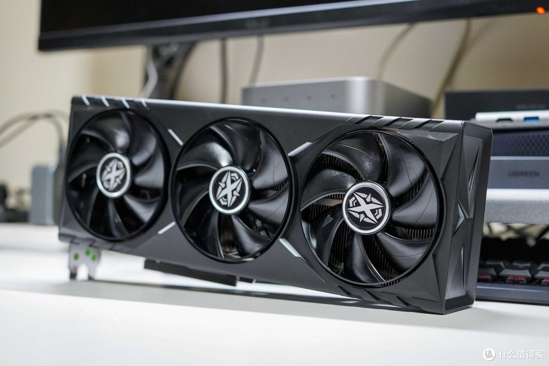 划时代DLSS技术加成丨首发耕升RTX5080炫光OC显卡拆解超频测试