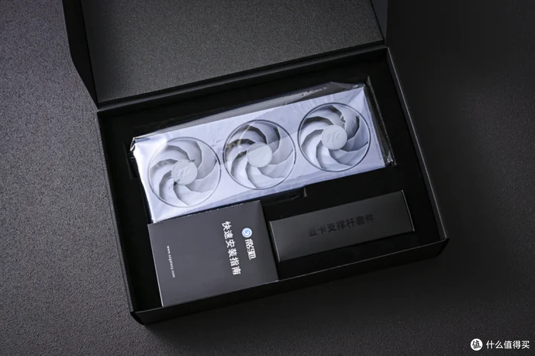 畅玩游戏“刃”我行——影驰 Geforce RTX 5080 圣刃开箱简测