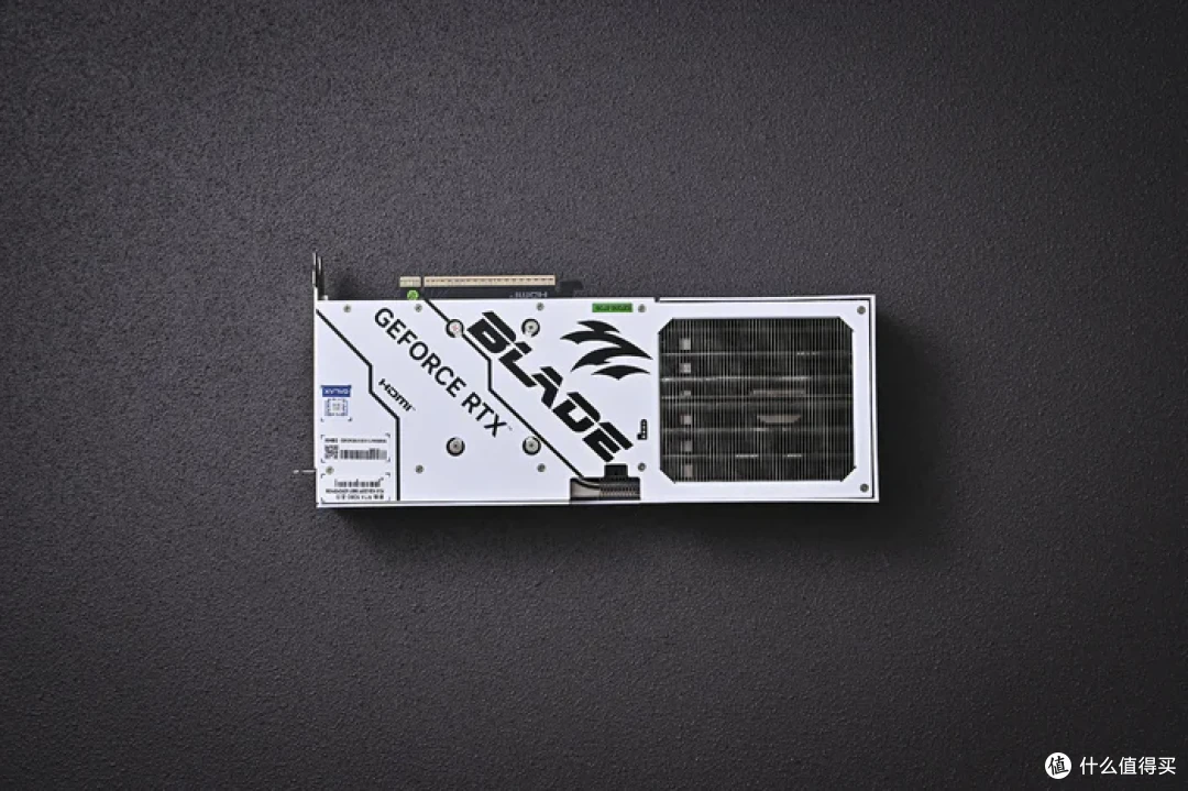 畅玩游戏“刃”我行——影驰 Geforce RTX 5080 圣刃开箱简测