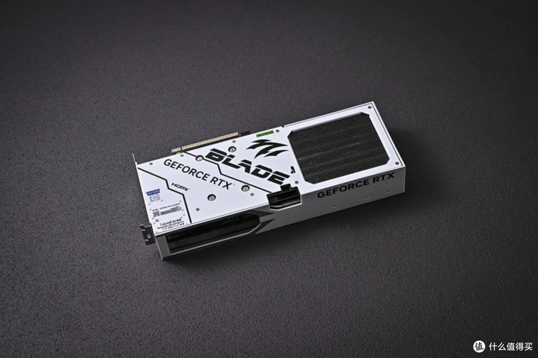 畅玩游戏“刃”我行——影驰 Geforce RTX 5080 圣刃开箱简测