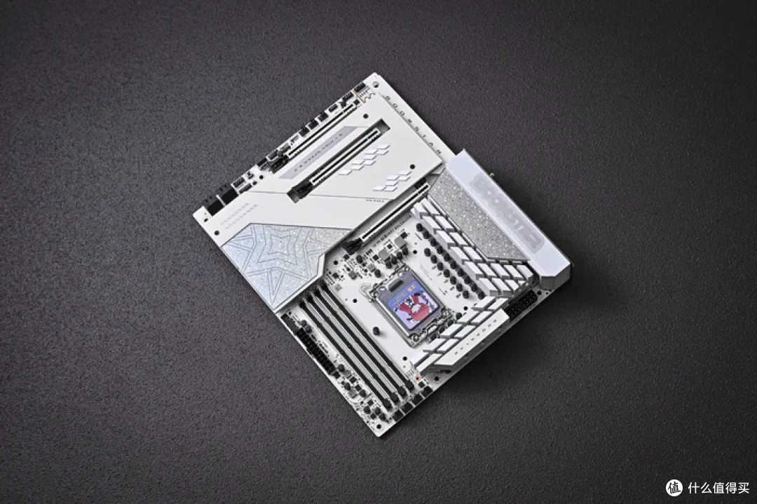 畅玩游戏“刃”我行——影驰 Geforce RTX 5080 圣刃开箱简测