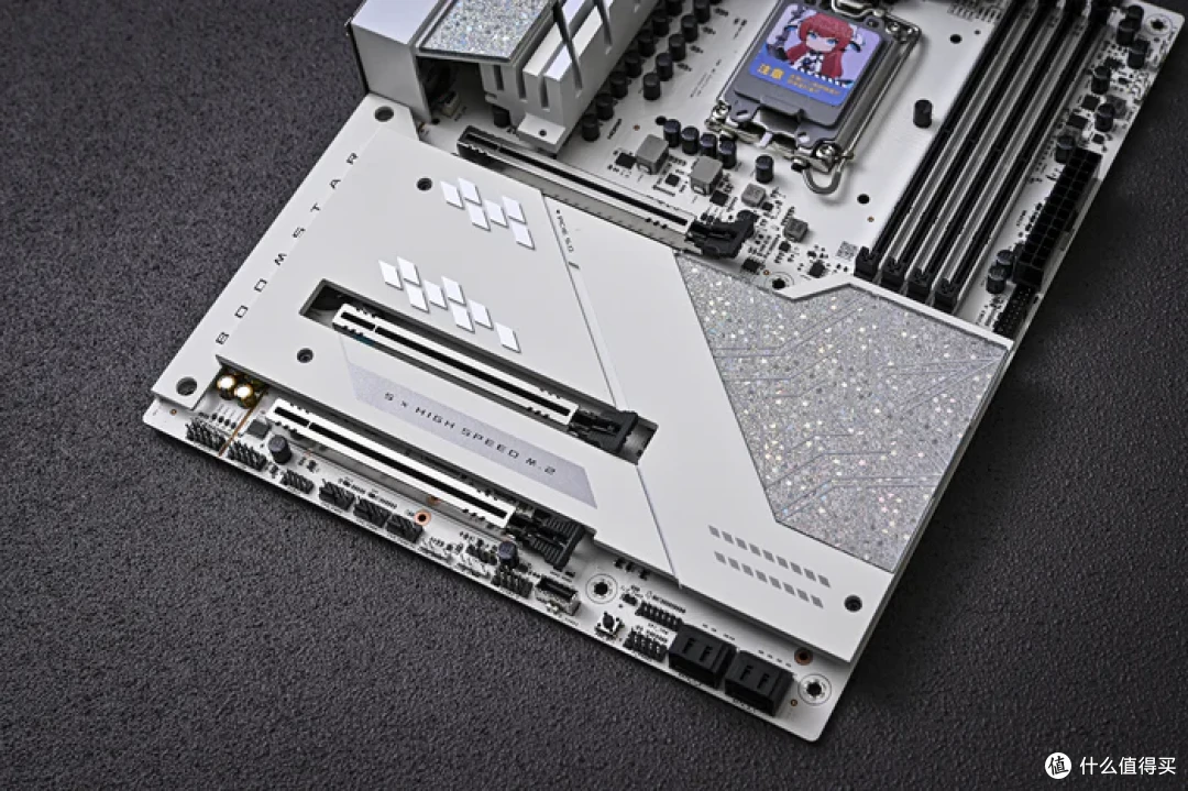 畅玩游戏“刃”我行——影驰 Geforce RTX 5080 圣刃开箱简测