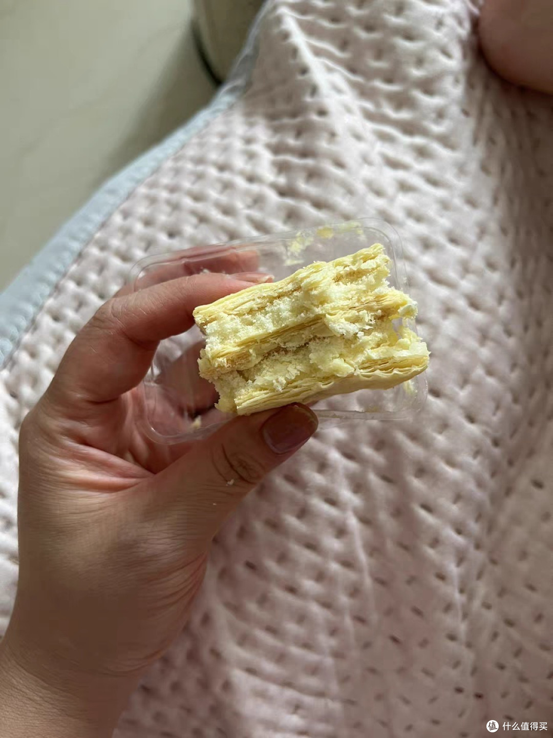 挖到宝了！百草味拿破仑蛋糕，一口封神！