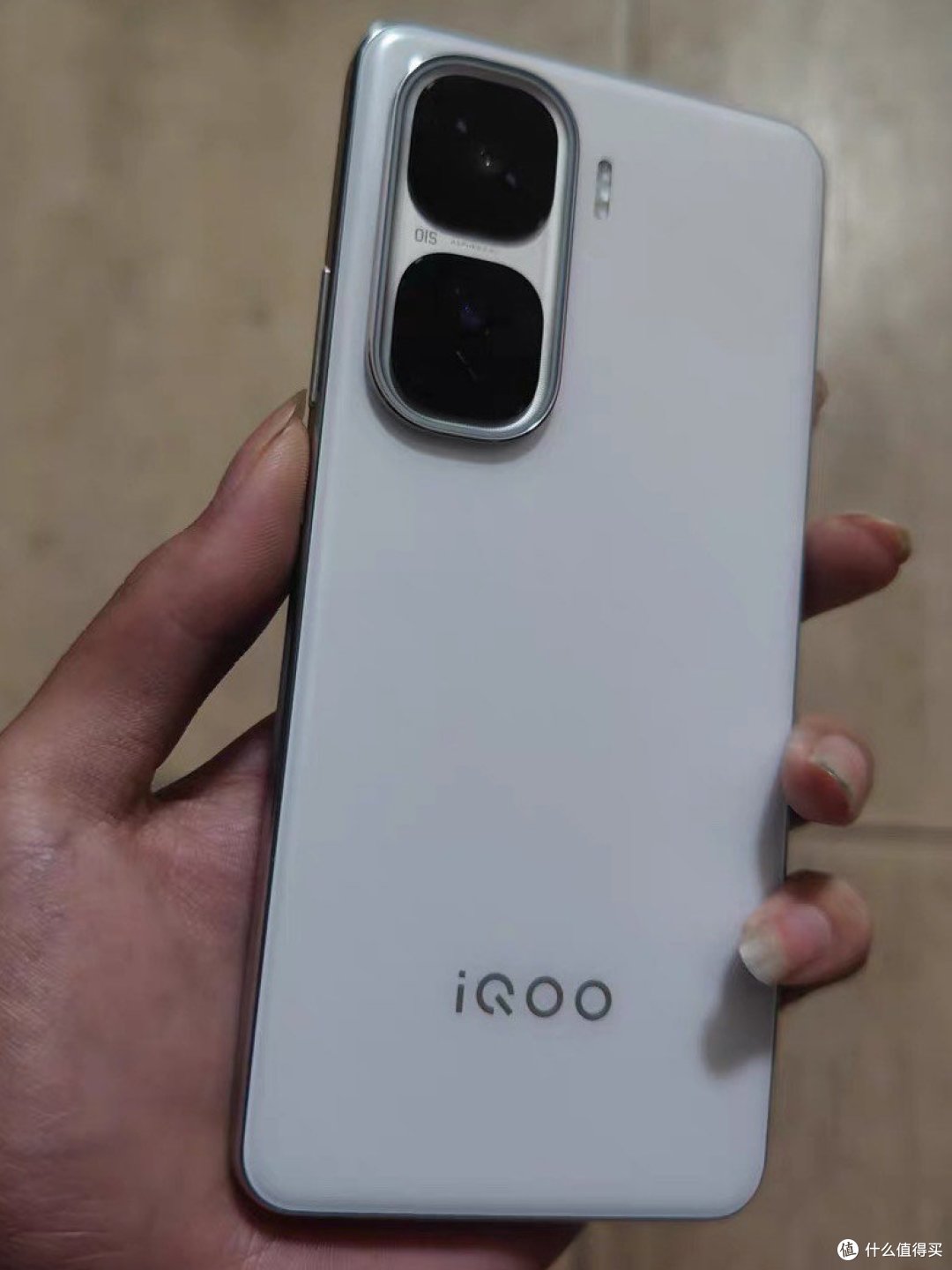 性价比手机推荐-vivo iQOO Neo10