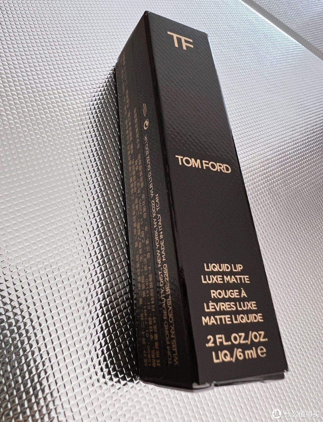 🌟 TOM FORD黑金唇釉133：暗诱画报红棕，开启复古摩登之旅