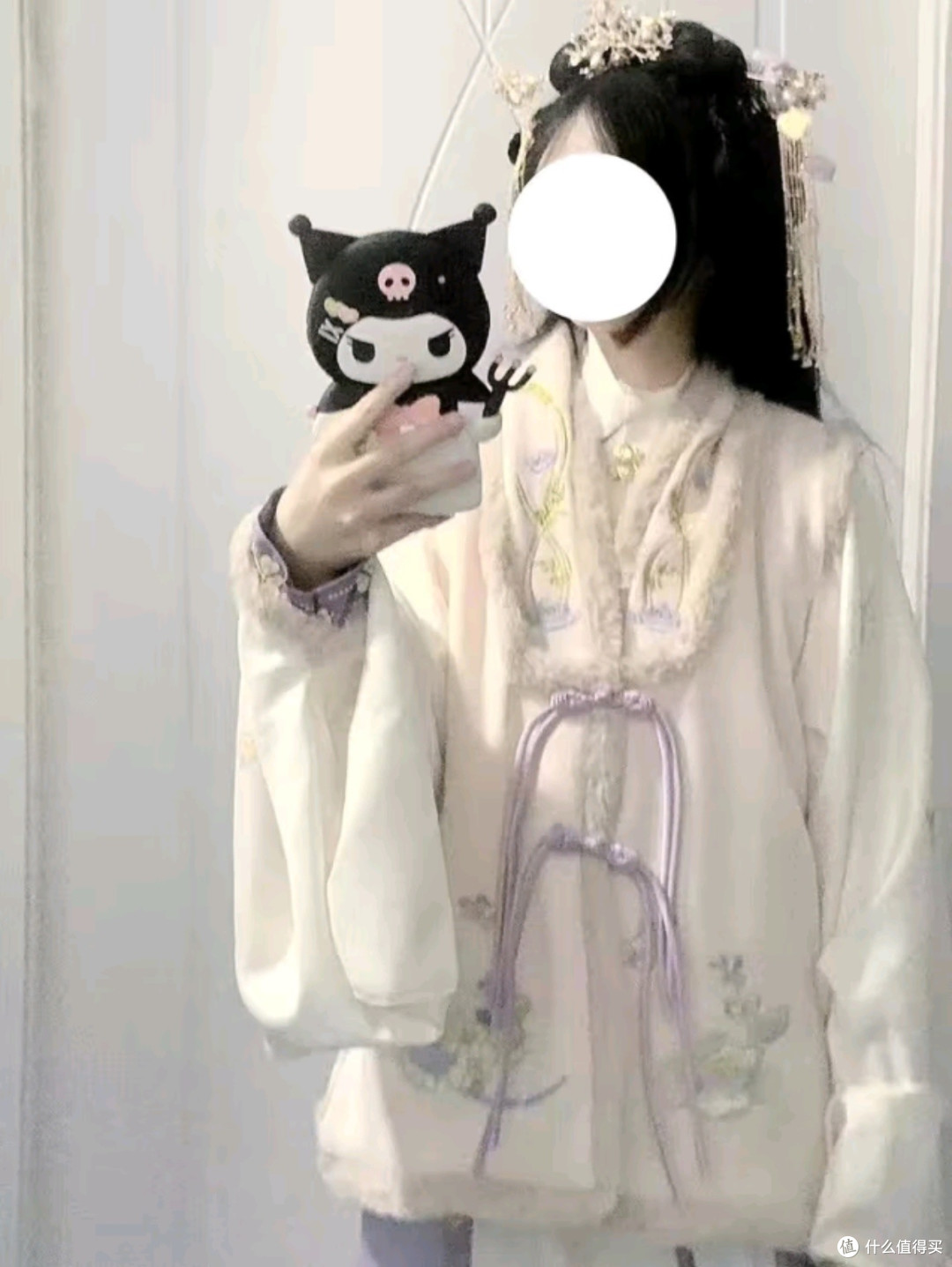 汉服套装:冬日里的温柔战袍,迎新春必备