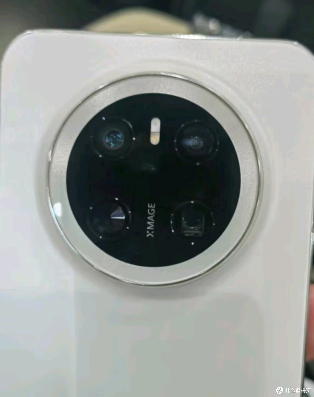 25国补推荐华为 Mate 70 12GB+512GB云杉绿鸿蒙AI 红枫原色影像