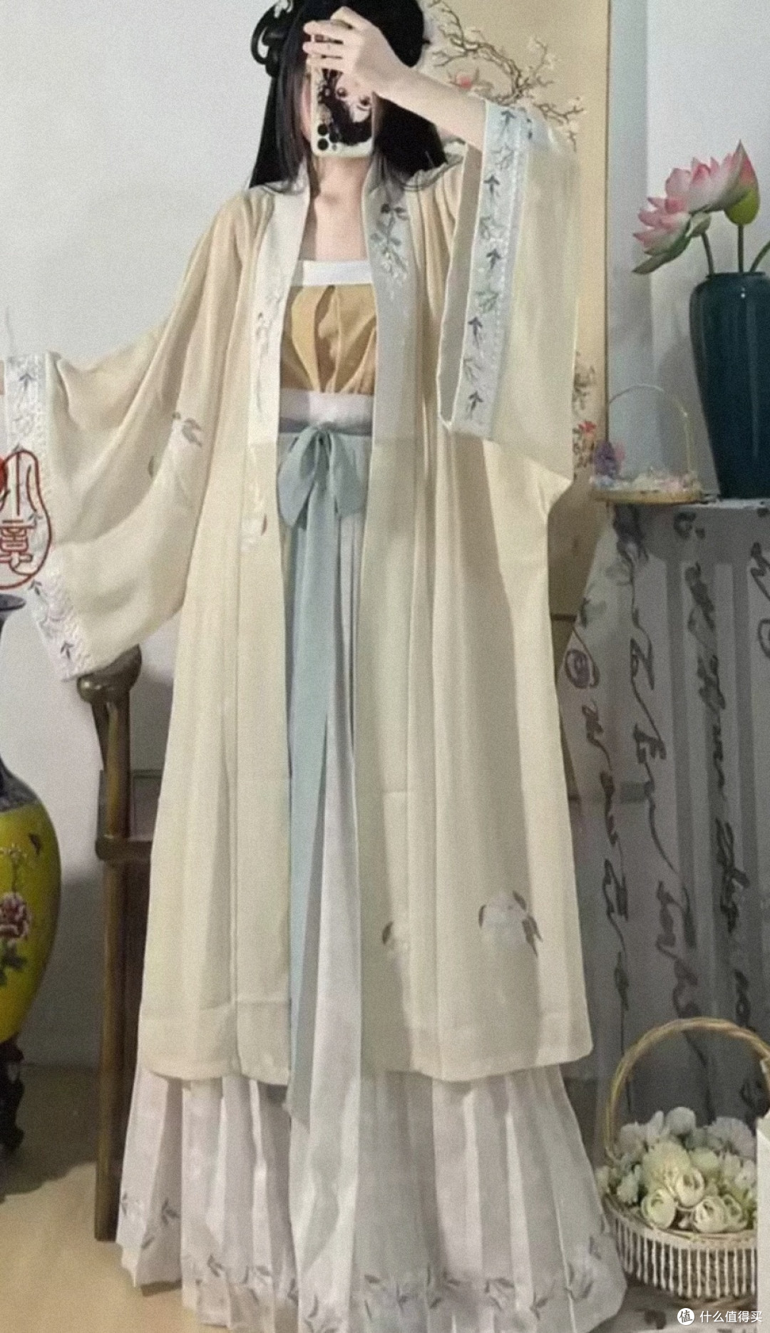 新年国风穿搭指南,汉服与现代服饰的完美融合