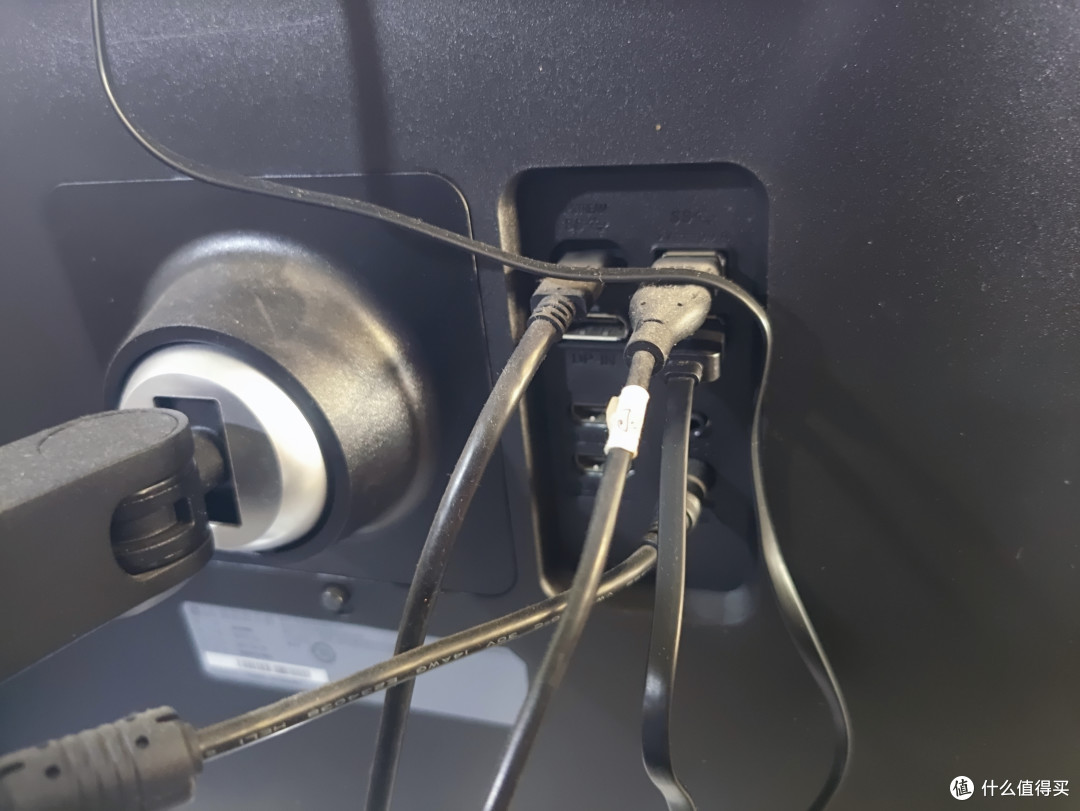 两年前买的LG32UN880显示器,价格不降反升!Ergo支架太好用了!