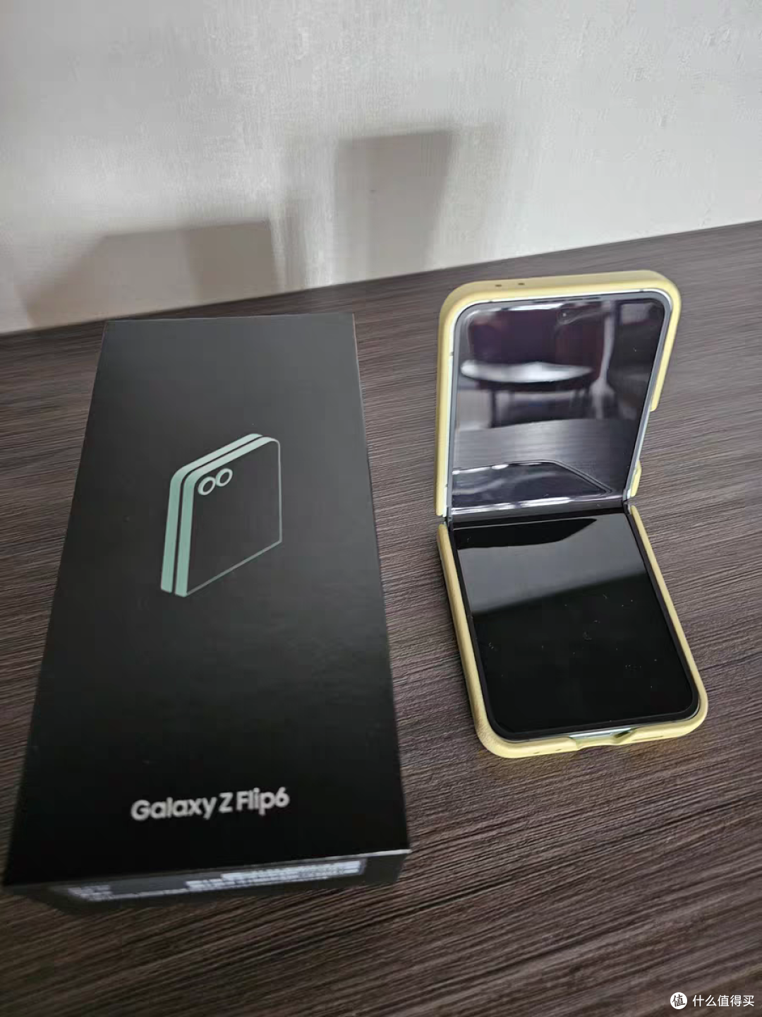 三星小折叠,爱不释手的GalaxyZFlip6