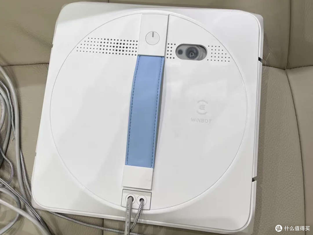 家用擦窗神器,安全高效又好用:科沃斯擦窗机器人W1S