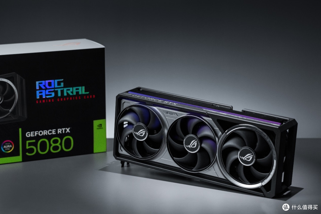 开年新卡报道!华硕RTX 5080显卡性能解析