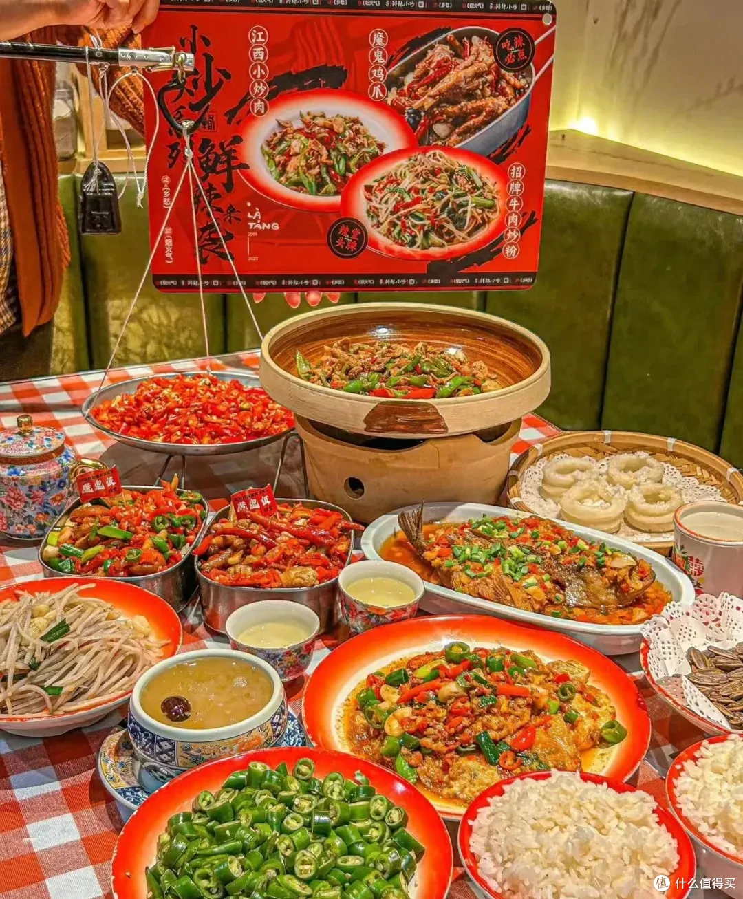 2024年爆火的网红餐饮品类,新的一年还能继续走红吗?