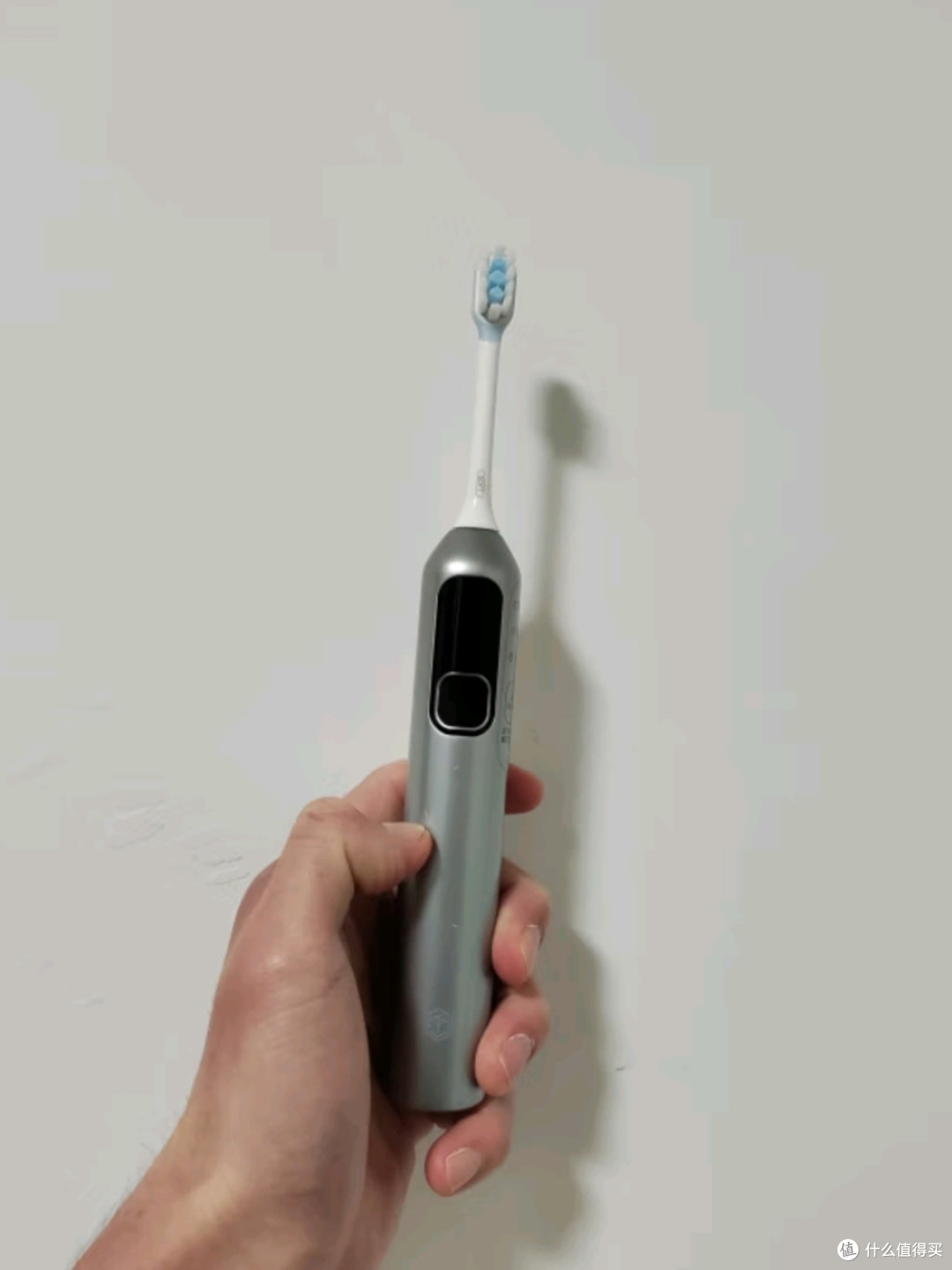 京东京造JZ9电动牙刷,让你爱上刷牙!