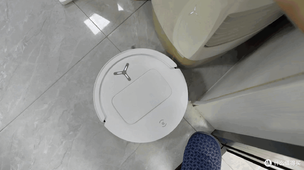 恒压活水洗地！科沃斯 T80把滚筒式洗地机器人的价格打下来了！