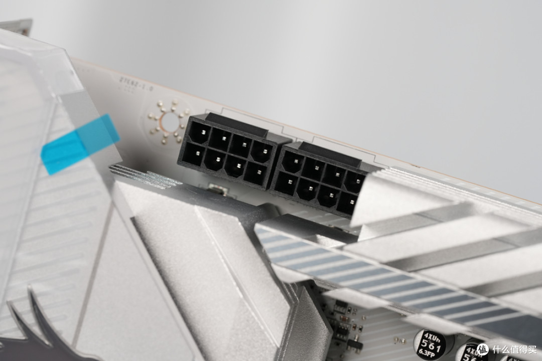 白色美学与性能的完美平衡 —— 微星MPG B850 EDGE Ti 开箱分享