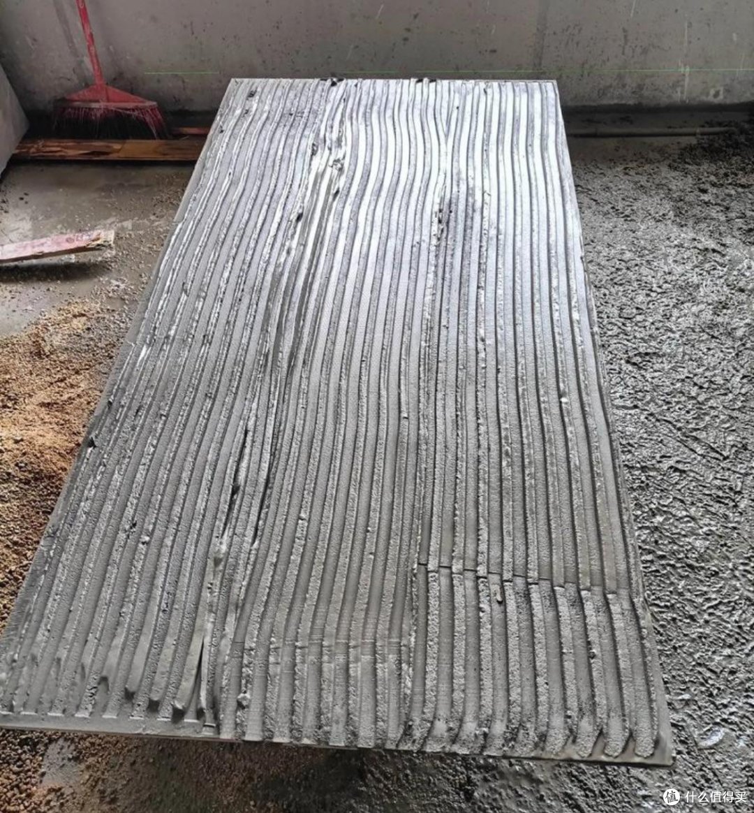 地板砖铺贴全攻略:方法、步骤、注意事项及避坑指南