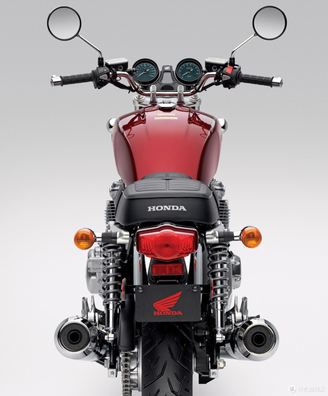 本田2014款CB1100复古风格与现代性能的摩托车