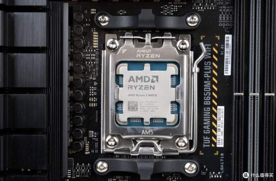 沉浸式游戏/14600KF 对比 9600X?怎么搭配最划算?