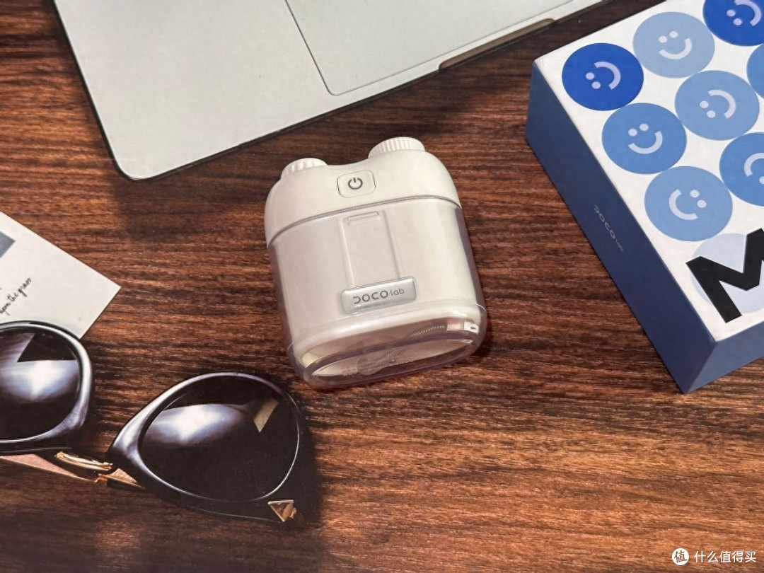 DOCO MINI 便携冲牙器:口腔清洁的艺术之旅