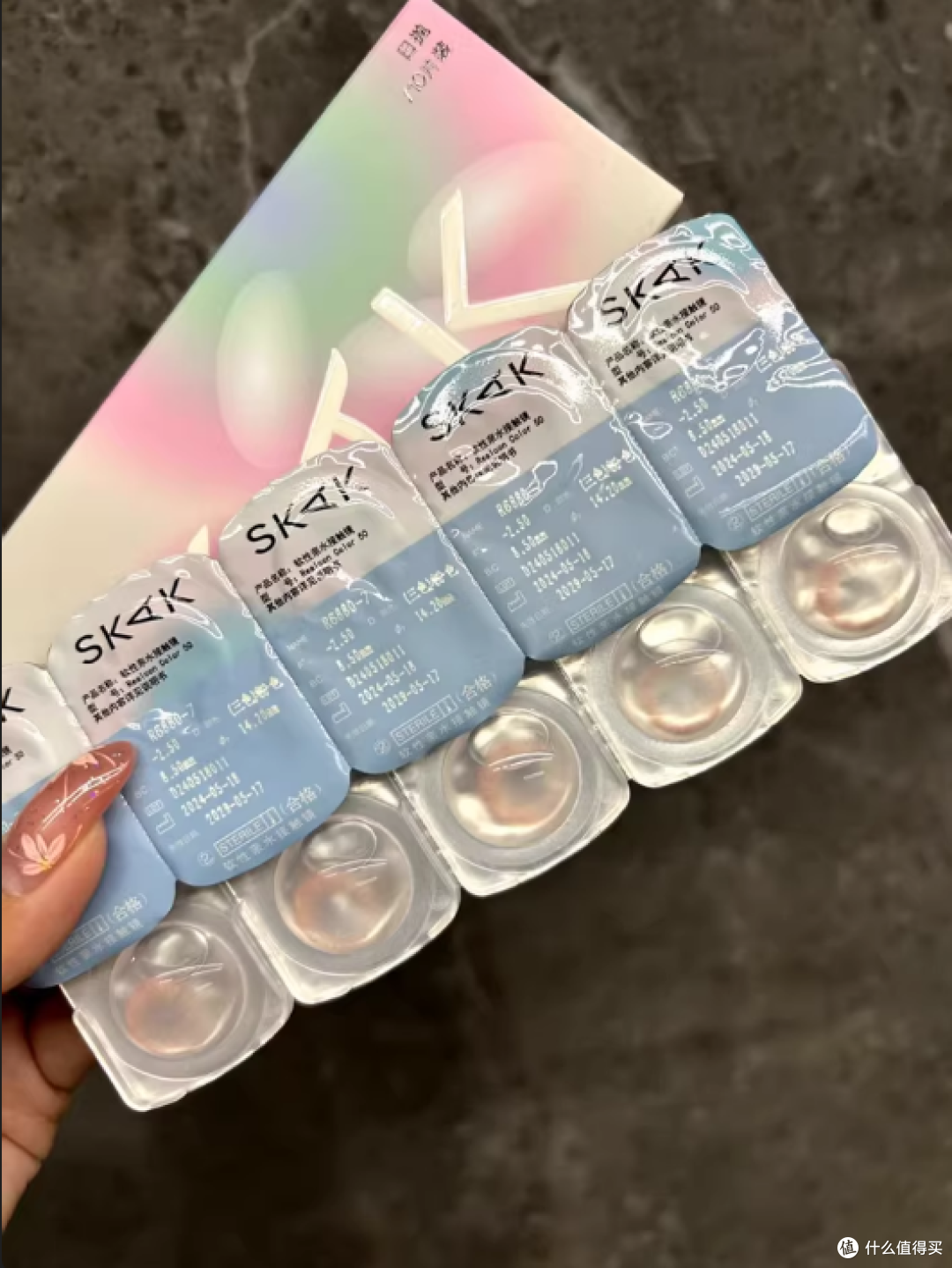 被追问无数次的粉调美瞳,美到失语!