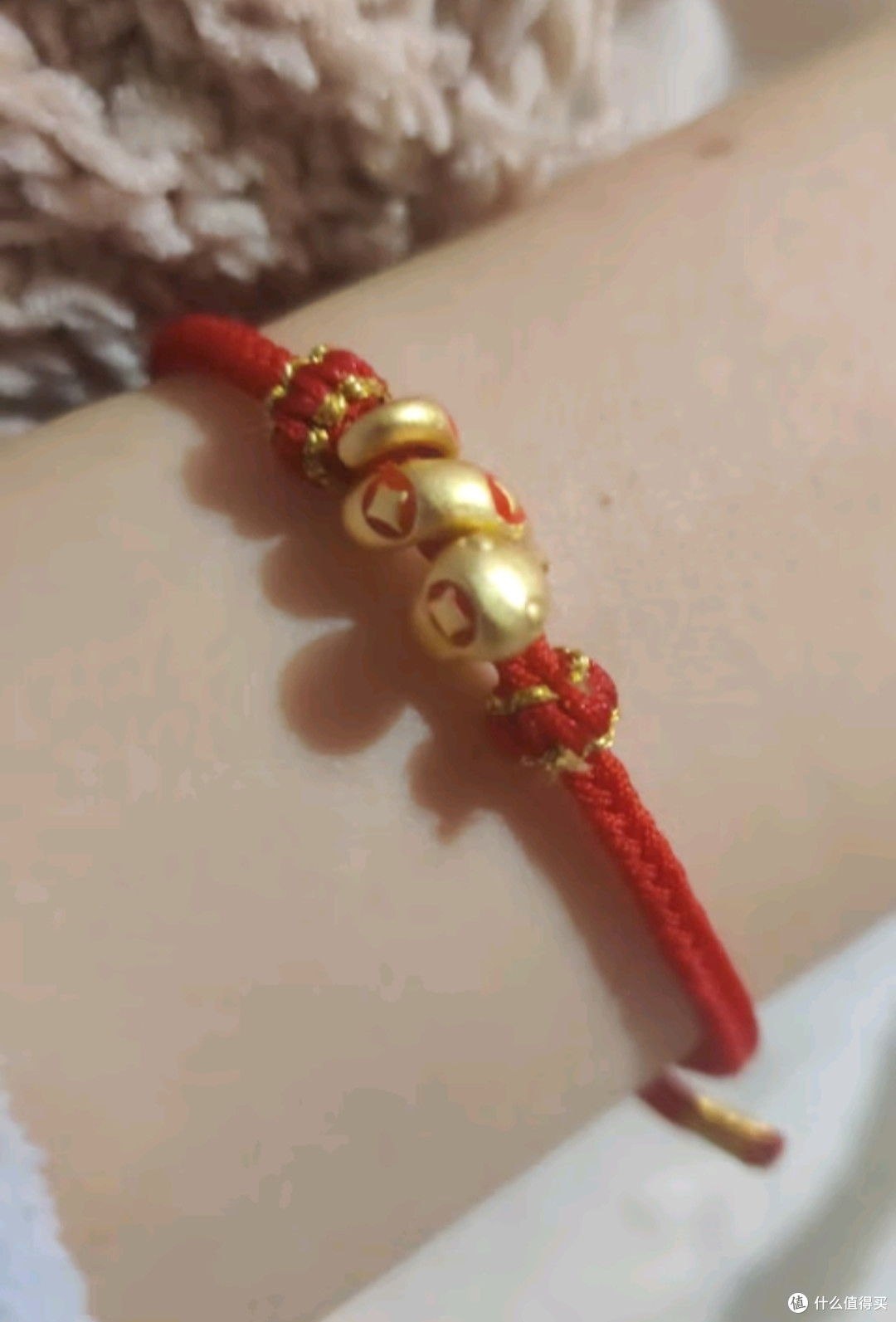 本命年蛇女情人节专属:黄金红绳手链!
