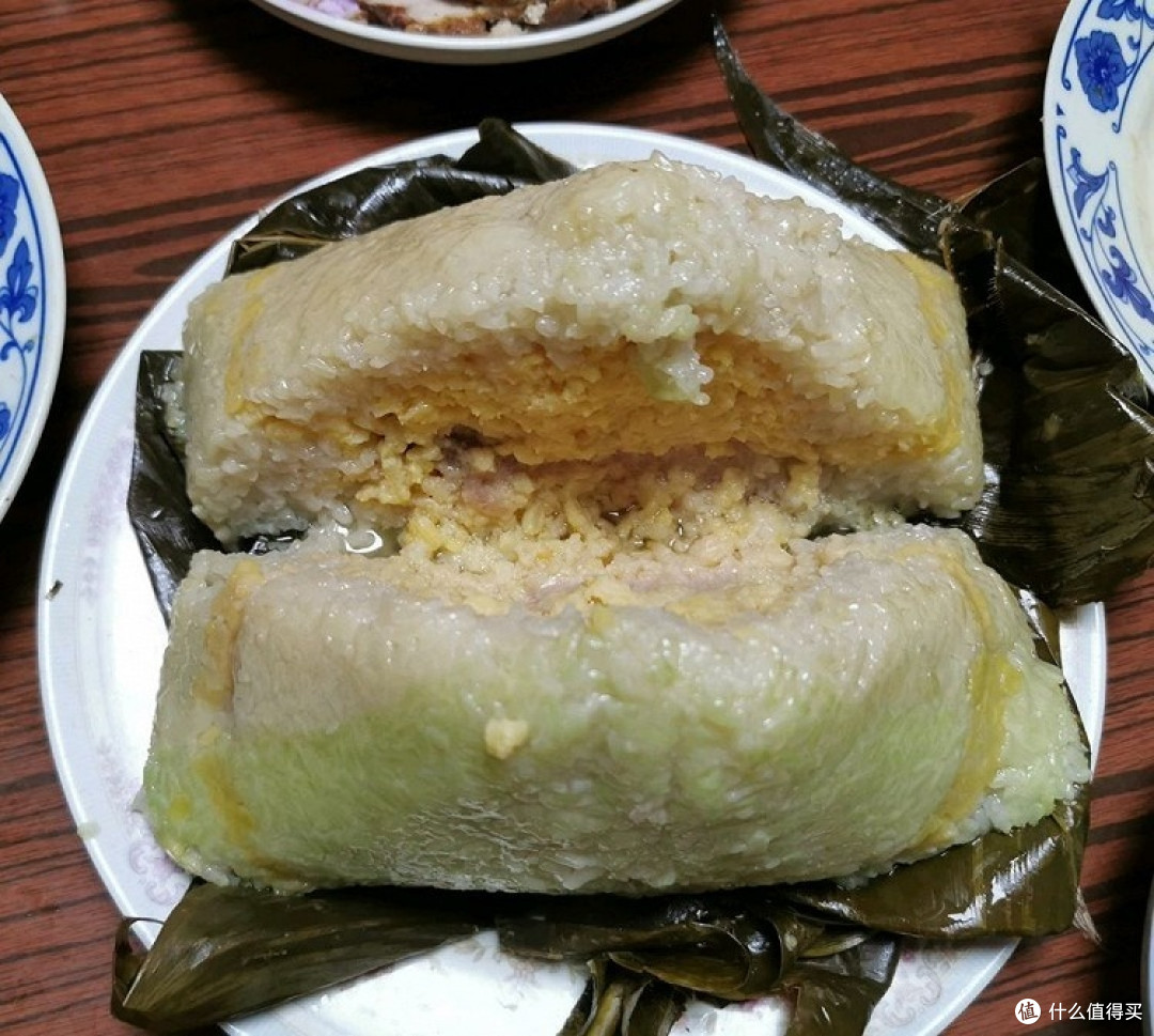 广西大肉粽:家乡特产大赏——藏在行李箱里的美味记忆